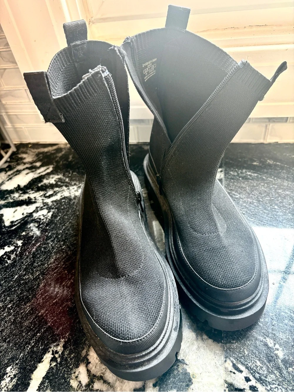 Zara boots. Side zip. Neoprene stretch upper. Size 34